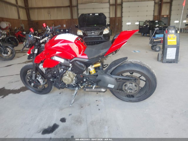 Ducati Streetfighter