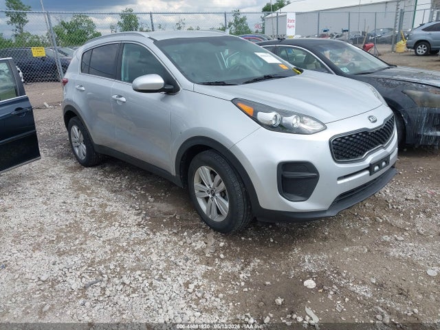 Salvage Kia Sportage Image