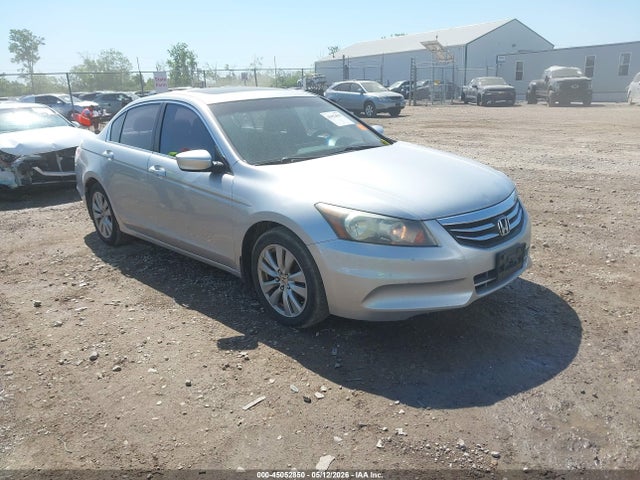 Salvage Honda Accord Image