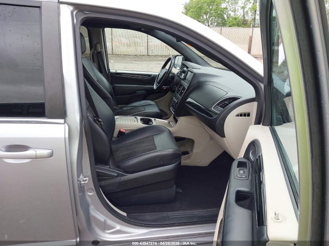 Dodge Grand Caravan Sxt