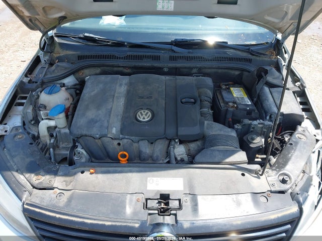 Volkswagen Jetta 2.5l Se