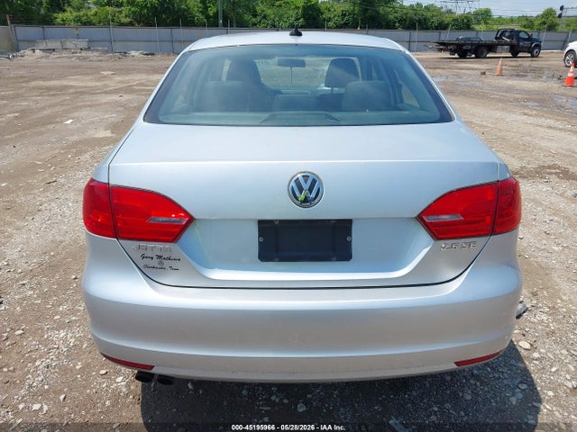 Volkswagen Jetta 2.5l Se