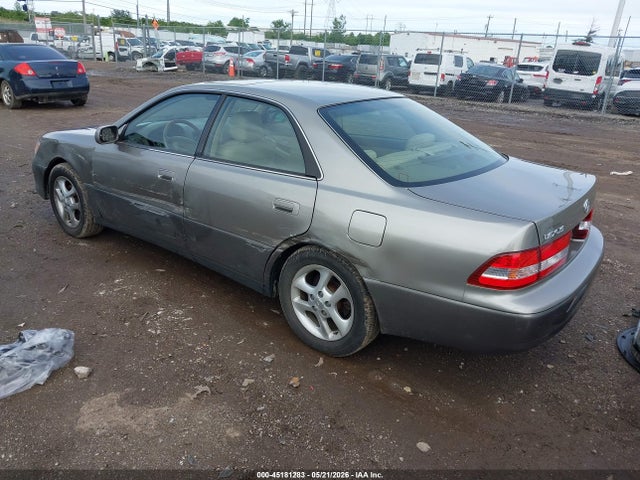 Lexus Es