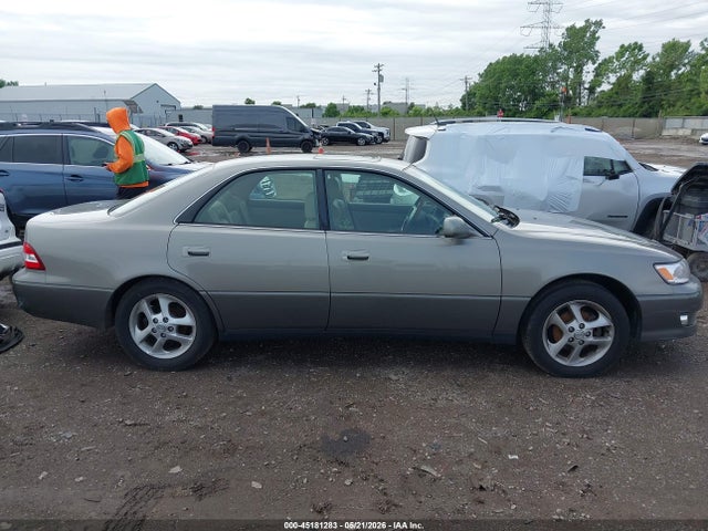 Lexus Es