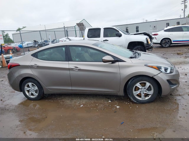 Hyundai ELANTRA Se