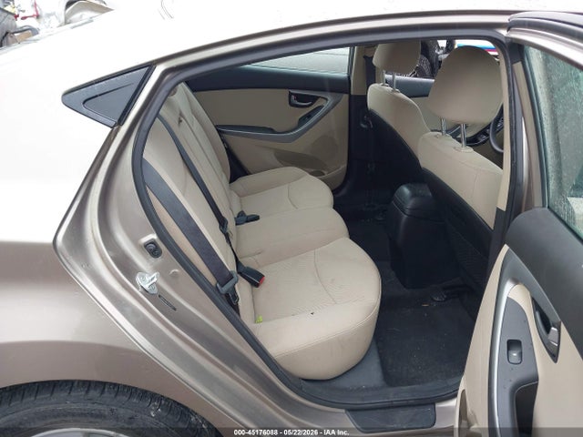 Hyundai ELANTRA Se