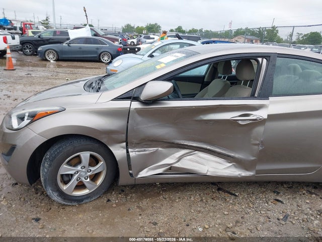 Hyundai ELANTRA Se