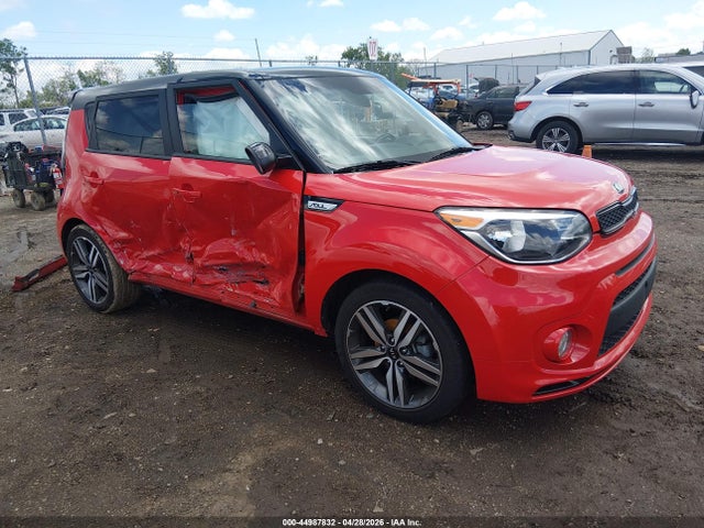 Salvage Kia Soul Image