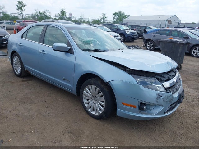 Salvage Ford Fusion Image