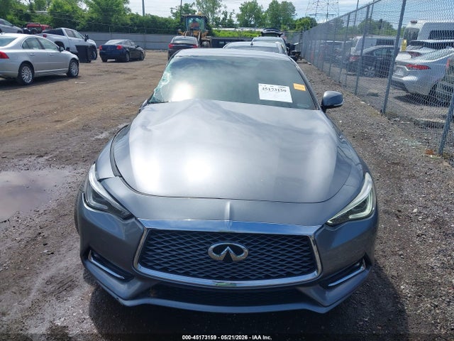 INFINITI Q60 3.0t Luxe