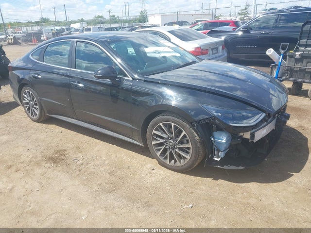 Salvage Hyundai SONATA Image
