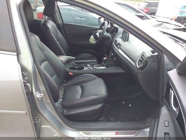 Mazda Mazda3 S Grand Touring