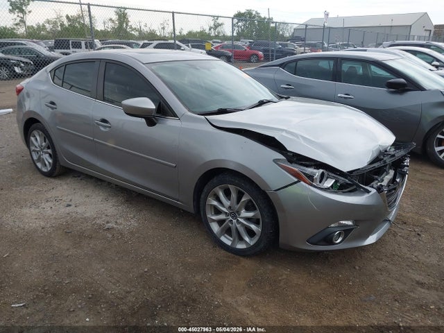 Salvage Mazda Mazda3 Image