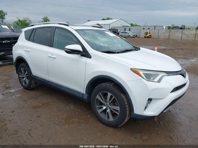 Salvage Toyota RAV4 Image