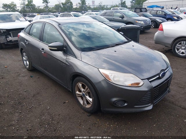 Salvage Ford Focus Image