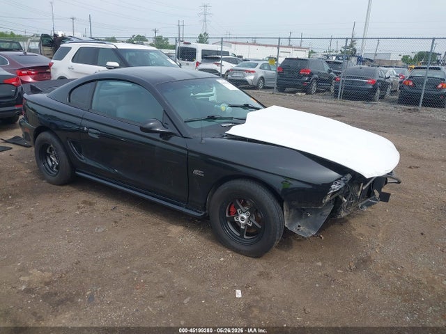 Salvage Ford Mustang Image