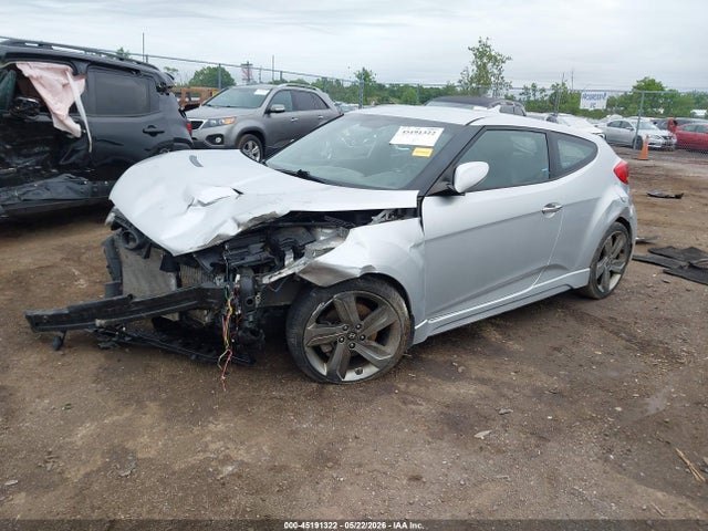 Hyundai VELOSTER Turbo