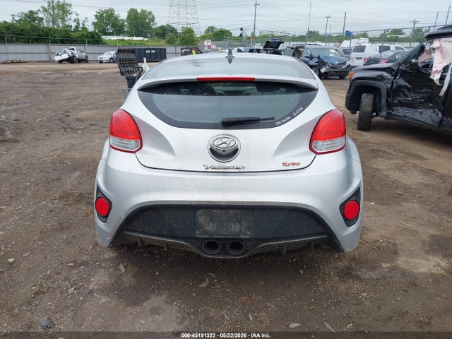 Hyundai VELOSTER Turbo