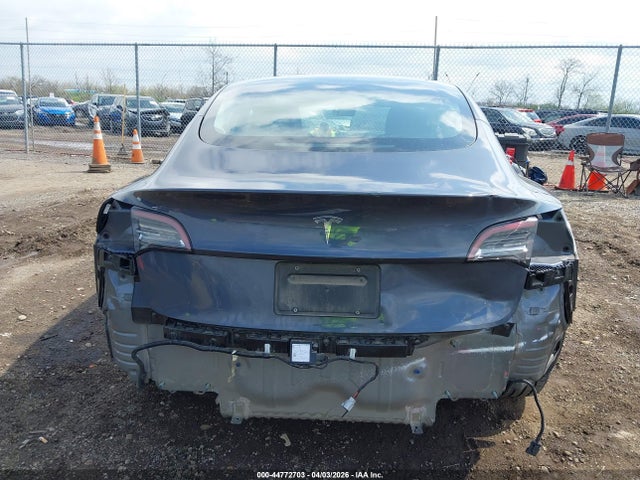 Tesla Model 3 Standard Range Plus Rear-wheel Drive