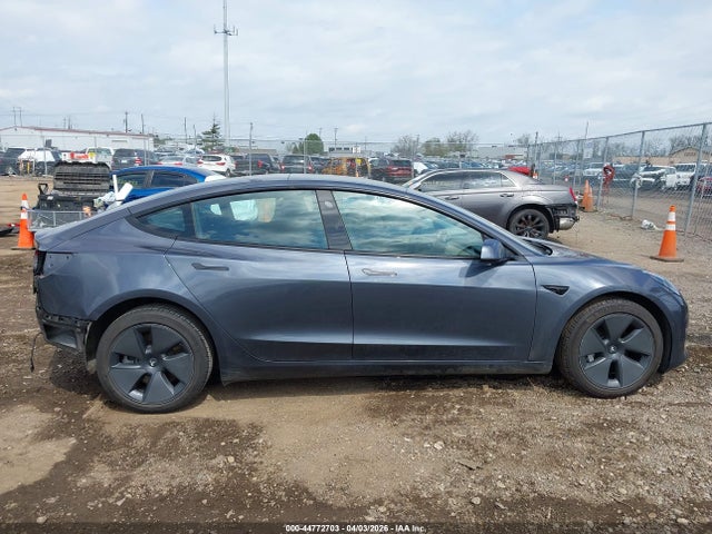 Tesla Model 3 Standard Range Plus Rear-wheel Drive
