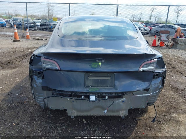 Tesla Model 3 Standard Range Plus Rear-wheel Drive