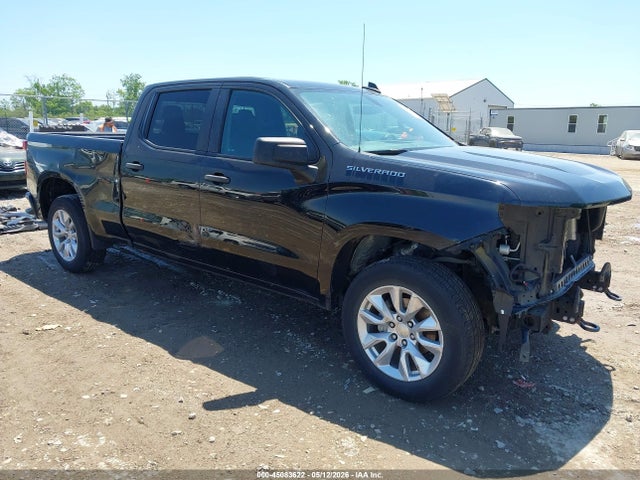 Salvage Chevrolet Silverado 1500 Image