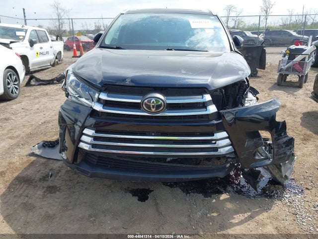 Toyota Highlander Limited Platinum