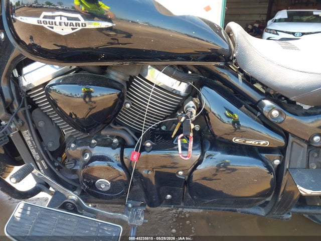 Suzuki Vl1500