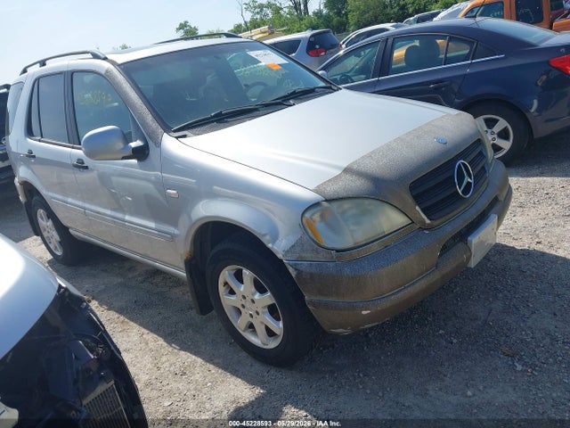 Salvage Mercedes-Benz M-Class Image