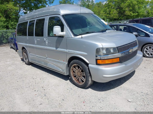 Salvage Chevrolet Express Image