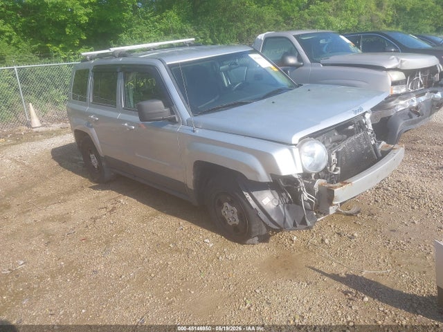 Salvage Jeep Patriot Image