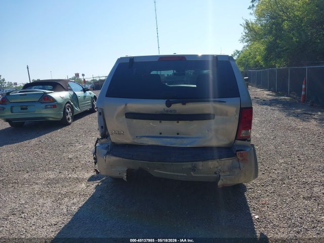 Jeep Grand Cherokee Laredo