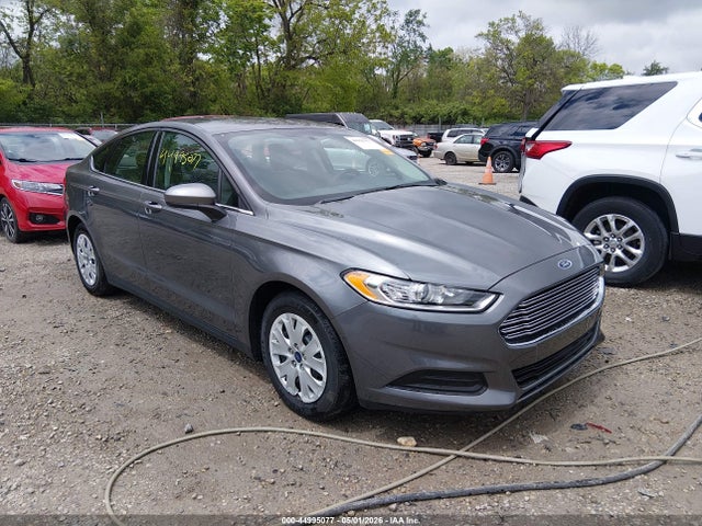 Salvage Ford Fusion Image