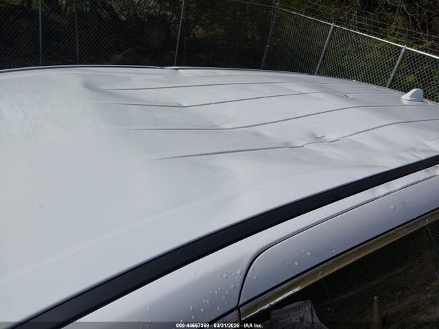 Chrysler Pacifica Touring L