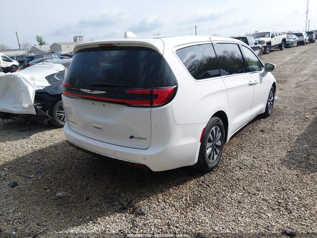 Chrysler Pacifica Touring L