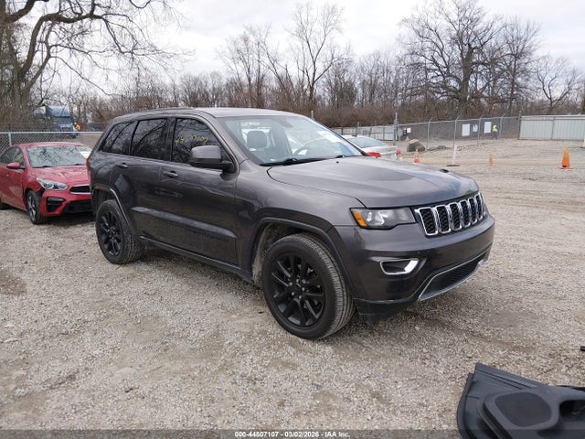 Salvage Jeep Grand Cherokee Image
