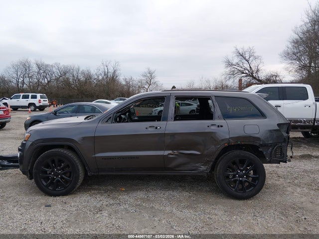 Jeep Grand Cherokee Altitude 4x2