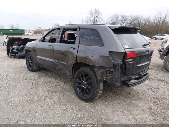 Jeep Grand Cherokee Altitude 4x2
