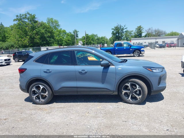 Ford Escape St-line Select