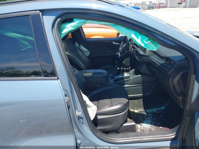 Ford Escape St-line Select