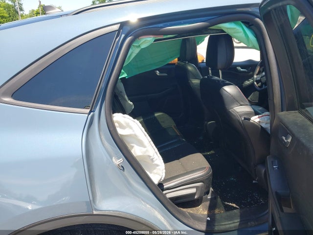 Ford Escape St-line Select