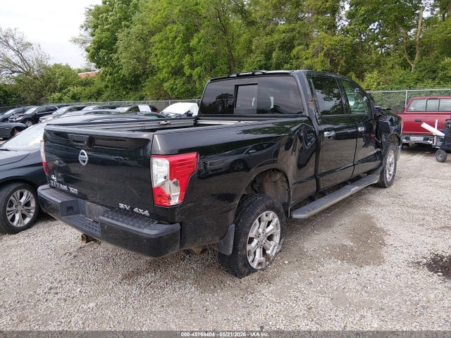 Nissan Titan Sv Gas
