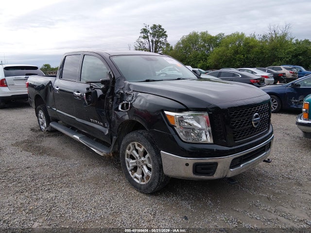 Salvage Nissan Titan Image