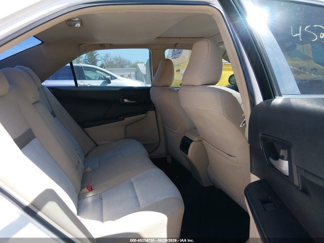Toyota Camry Le