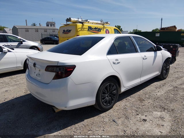 Toyota Camry Le