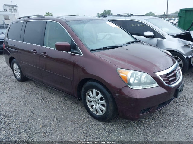 Salvage Honda Odyssey Image