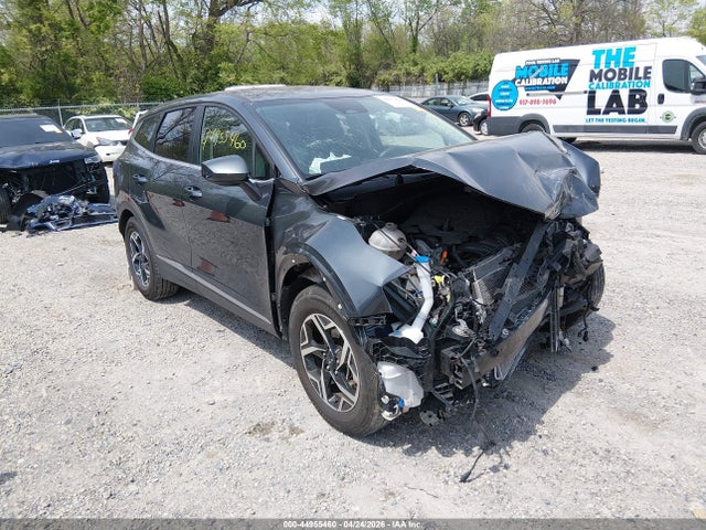 Salvage Kia Sportage Image
