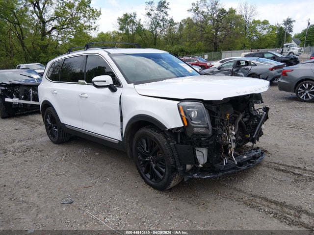 Salvage Kia Telluride Image