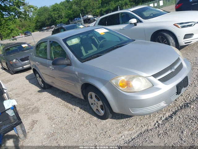 Salvage Chevrolet Cobalt Image