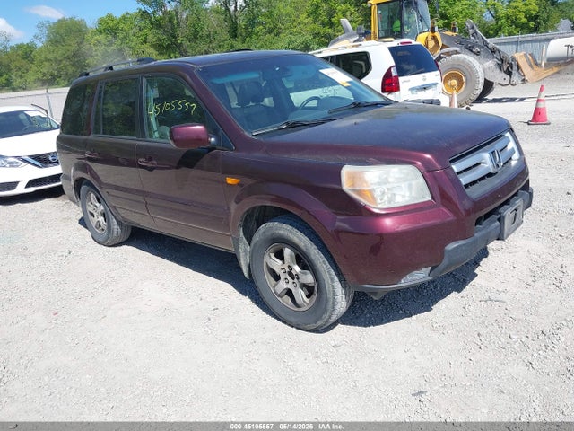 Salvage Honda Pilot Image